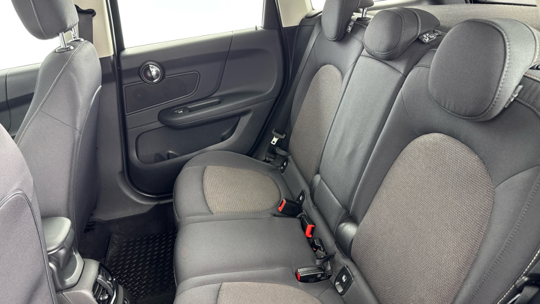 MINI Countryman 1.5 Cooper Classic 5dr Auto Petrol Hatchback